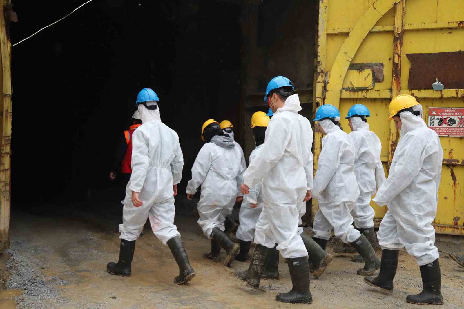 Maden ocağındaki göçük tatbikatı gerçeği aratmadı
