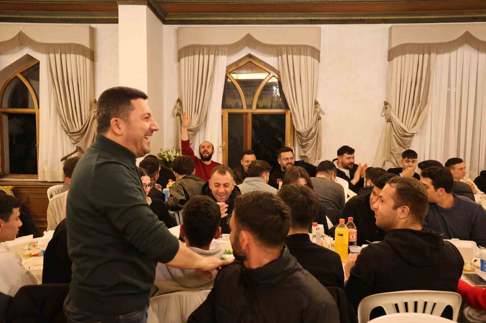 Makam odasında sahur geleneği
Makam odasında sahur geleneği