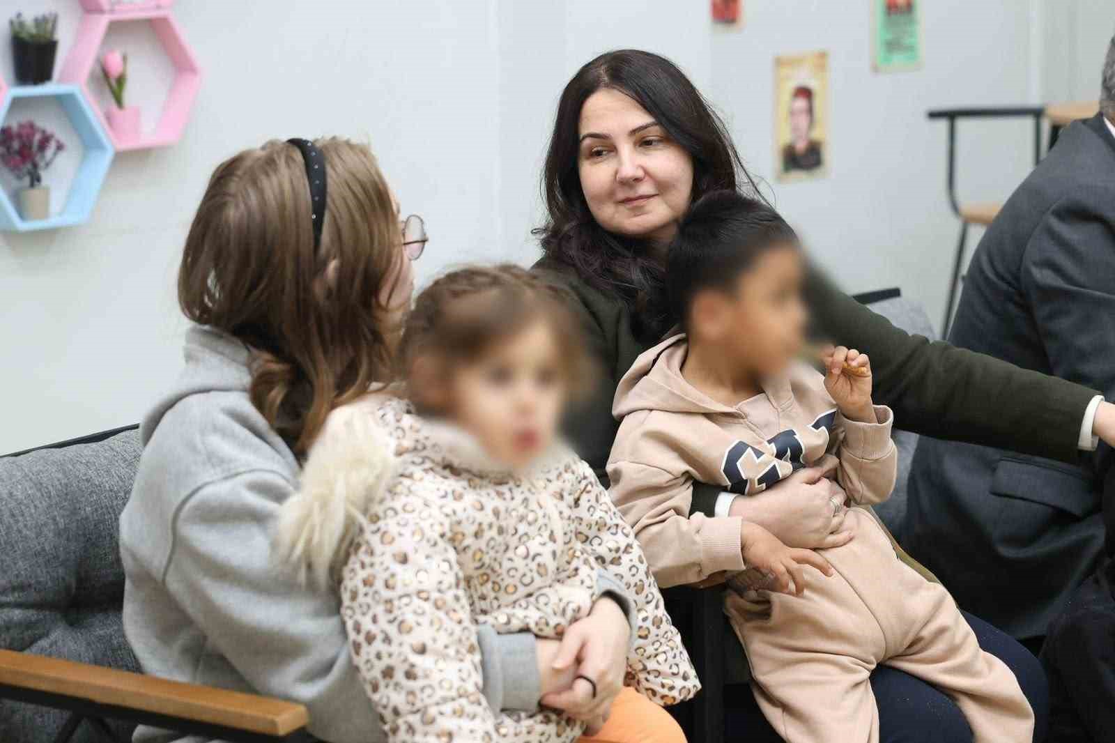 Makas ailesi sevgi evlerindeki çocuklarla bir araya geldi
