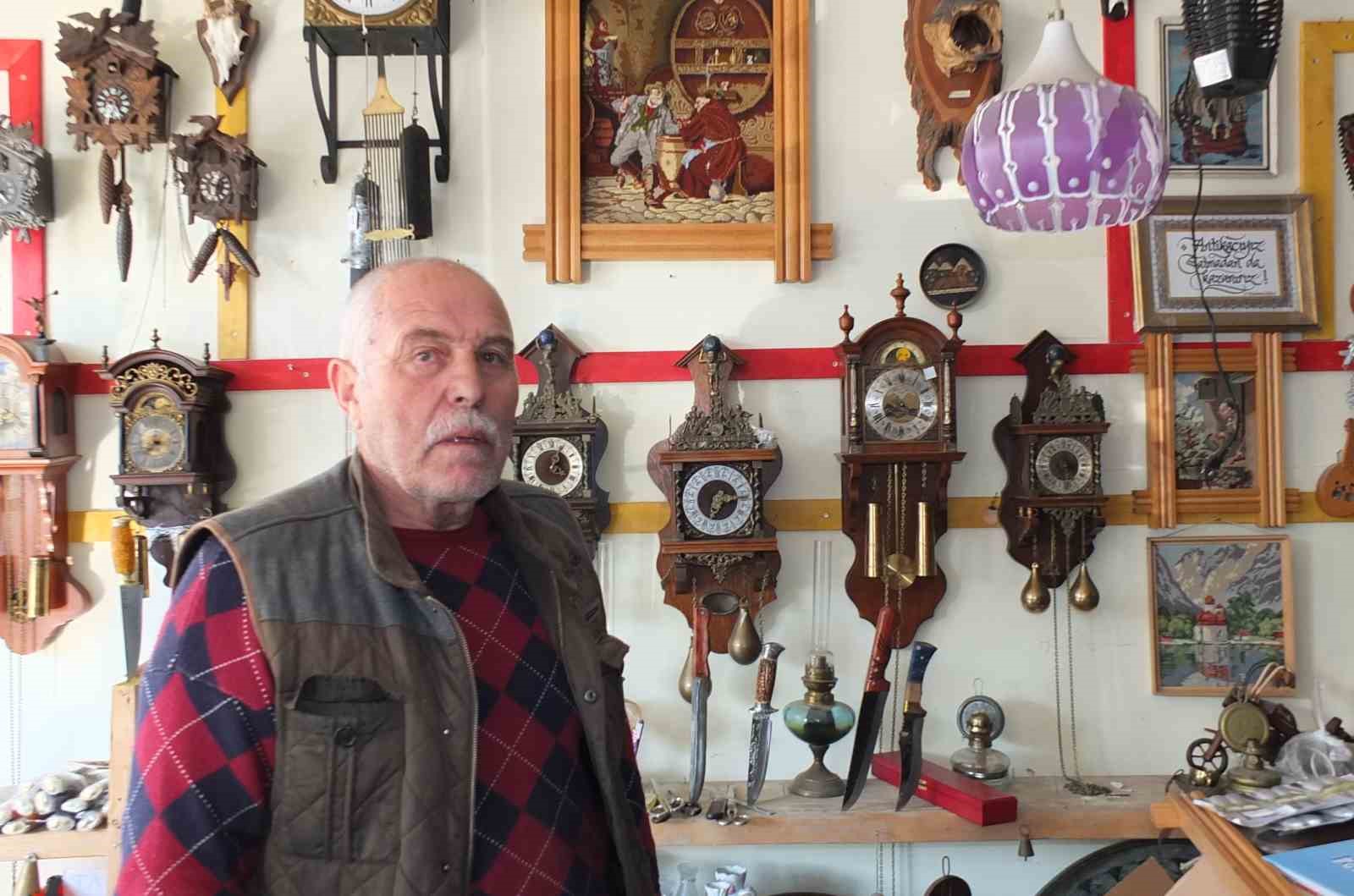 Makine teknisyenini eski merakı saat koleksiyoneri yaptı
Makine teknisyenini eski merakı saat koleksiyoneri yaptı