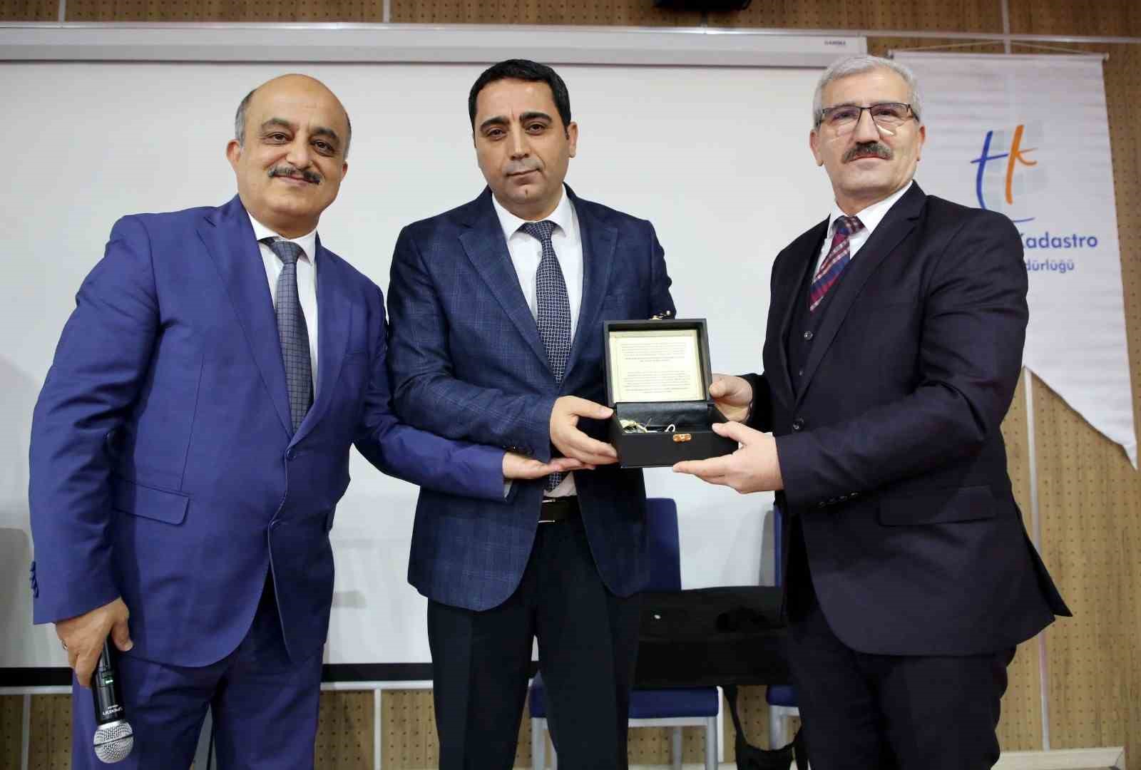 Malatya tapu müdürlüklerinde verimlilik ve performans artışı için eğitim projesi
