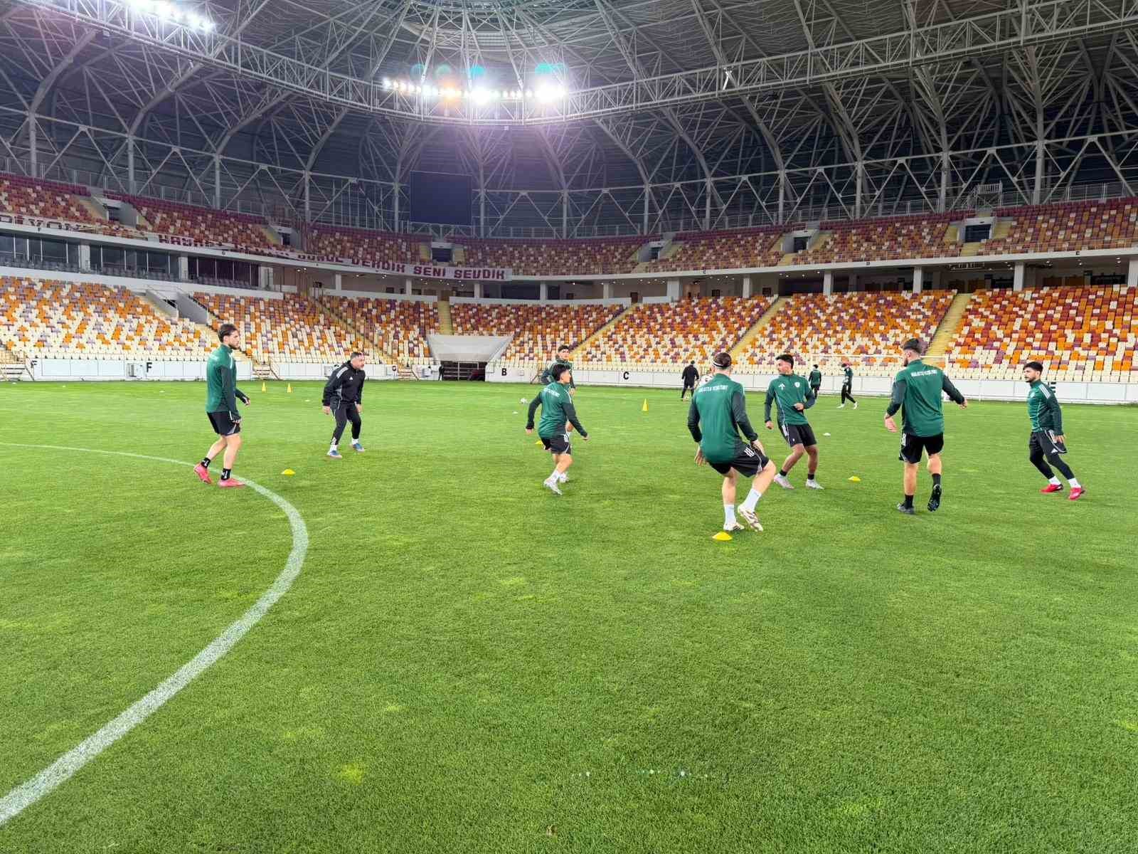 Malatya Yeşilyurtspor Play-Off ilk maçına çıkıyor
