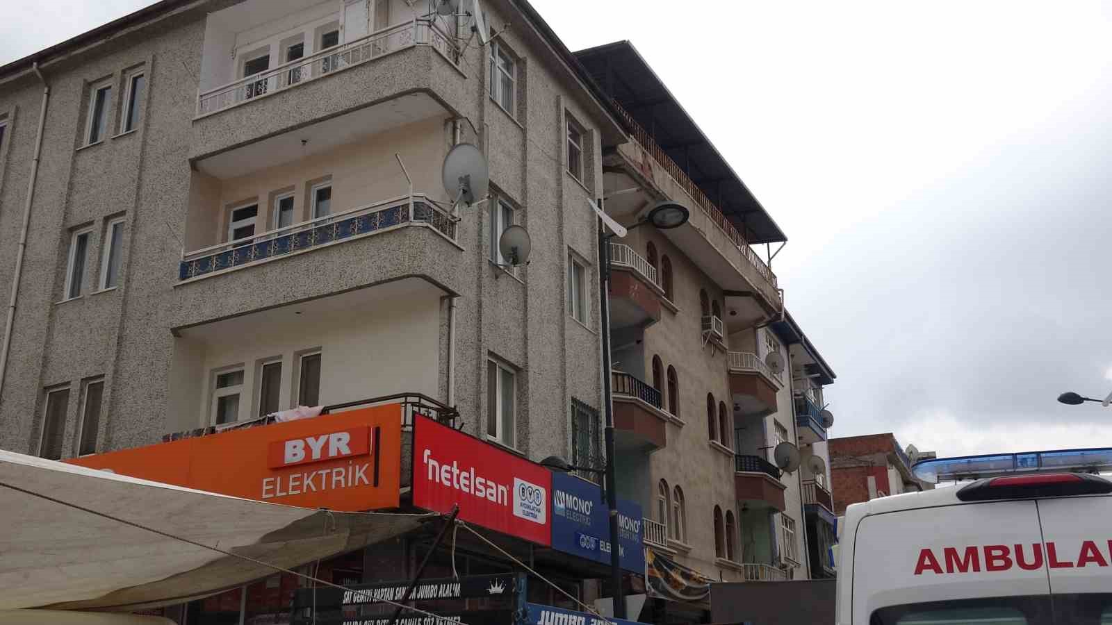 Malatya’da 17 yaşındaki çocuk evde ölü bulundu
