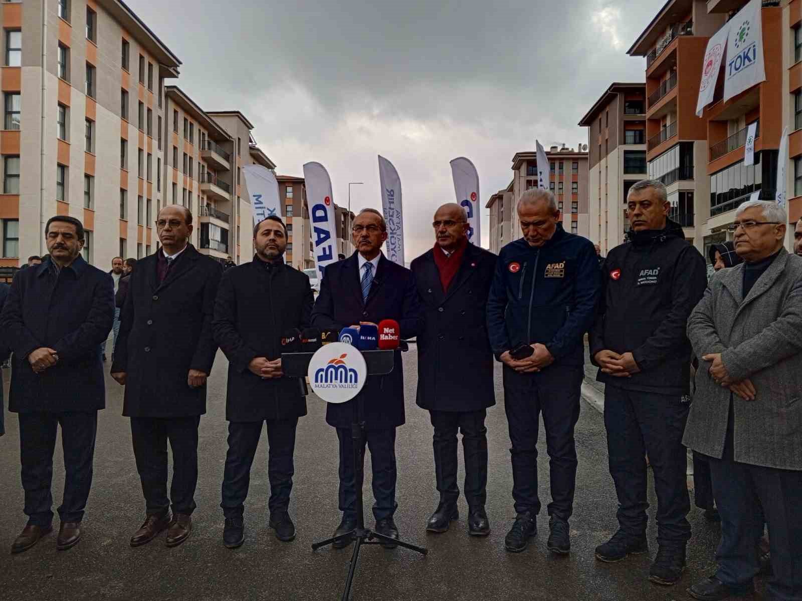 Malatya’da 79 bin hak sahibine anahtarları teslim edildi
