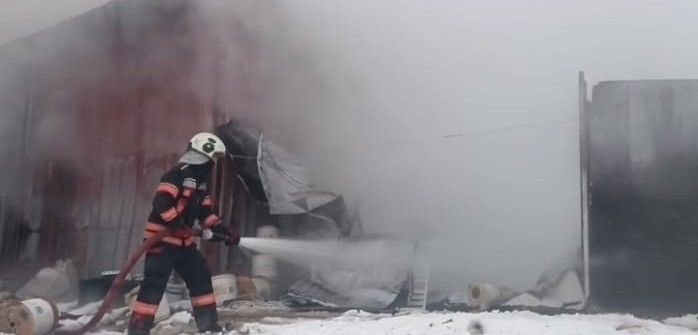 Malatya’da depo yangını
