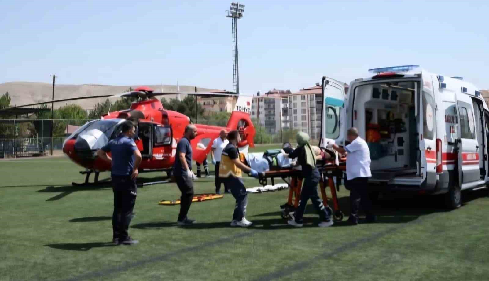 Malatya’da hava ambulansı 19 yaşındaki hasta için havalandı
