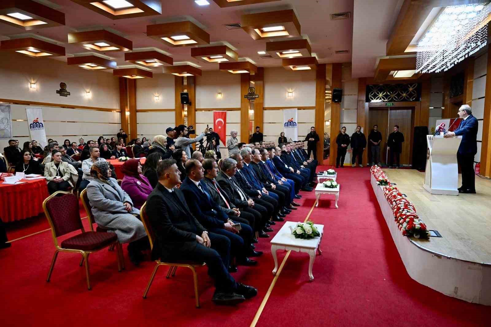 Malatya’da kadına yönelik şiddetle mücadele çalıştayı
