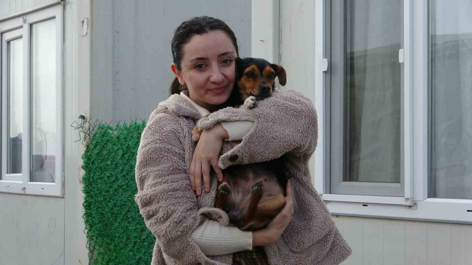 Malatya’da konteyner kentin Boncuk’u milyonların sevgilisi oldu
