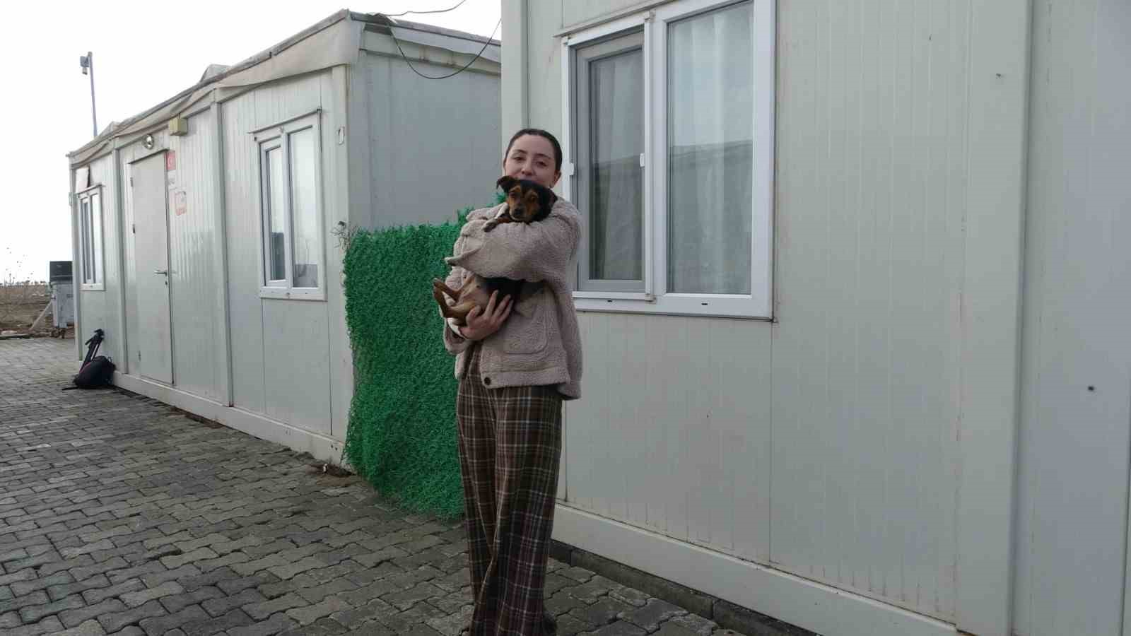 Malatya’da konteyner kentin Boncuk’u milyonların sevgilisi oldu
