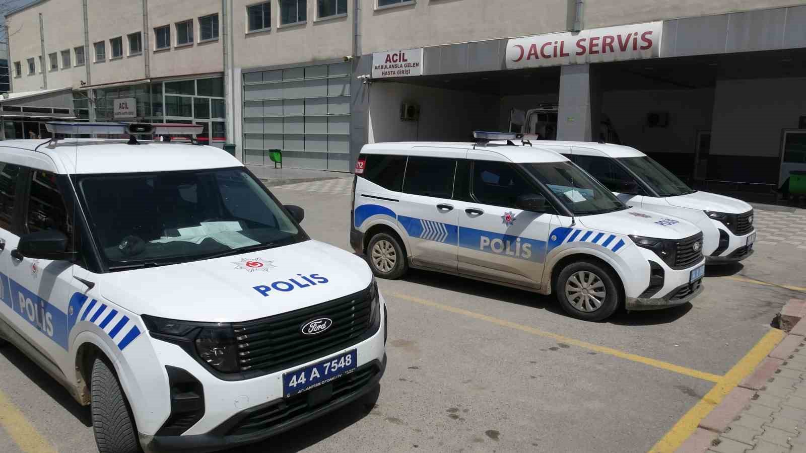 Malatya’da öğrenciler arasında bıçaklı kavga: 5 yaralı
