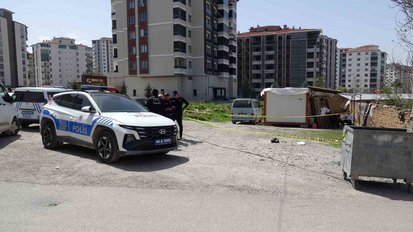 Malatya’da öğrenciler arasında bıçaklı kavga: 5 yaralı
