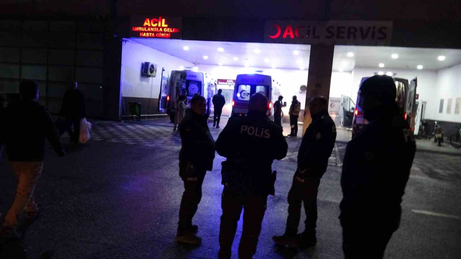 Malatya’da silahlı ve bıçaklı kavga: 2 yaralı
