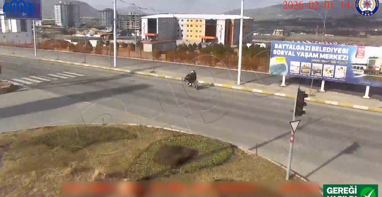 Malatya’da tehlikeli motosiklet şovuna ağır fatura
