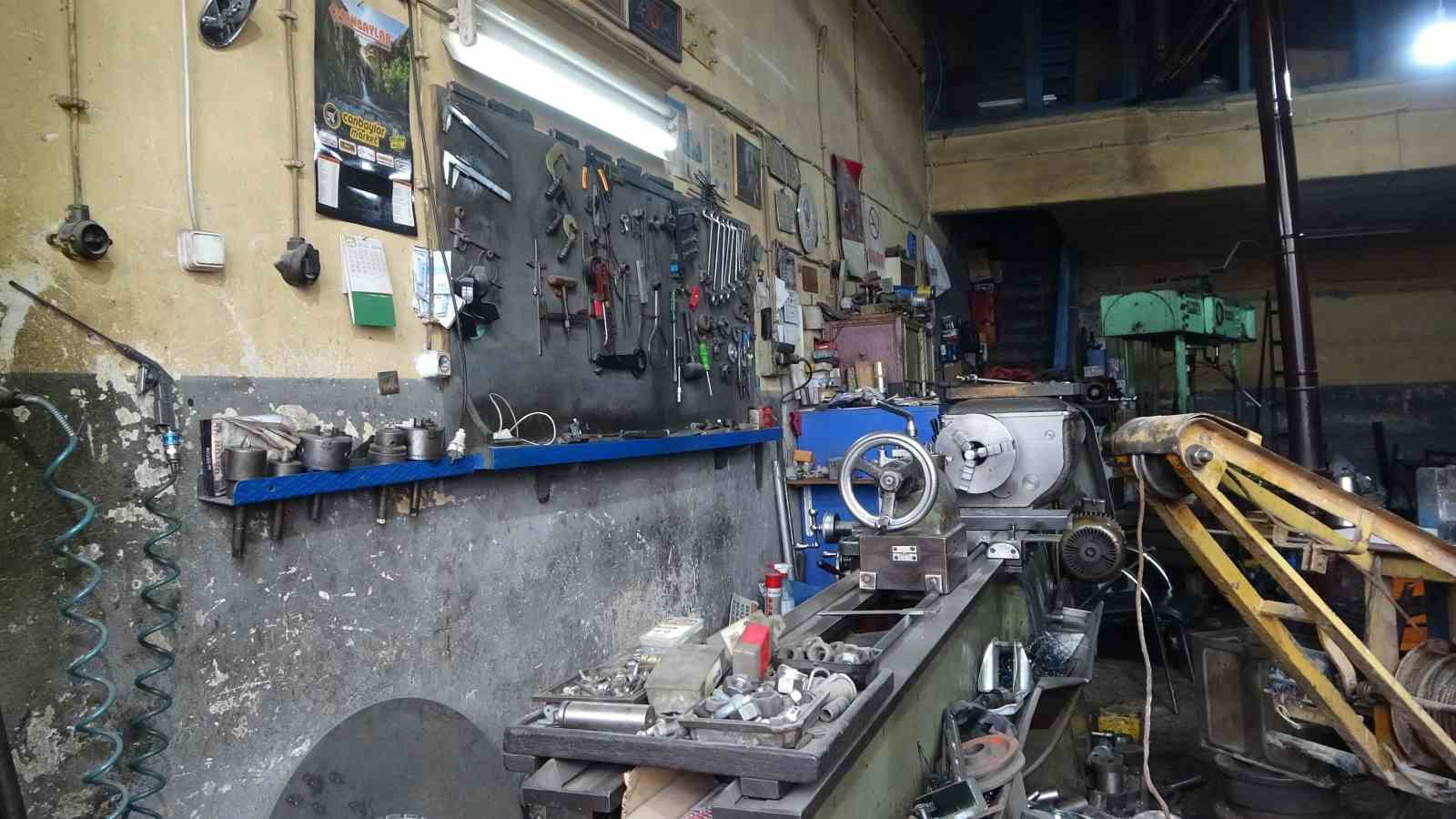 Malatya’da tezgah başında yarım asrı deviren ustalar çırak bulamıyor
