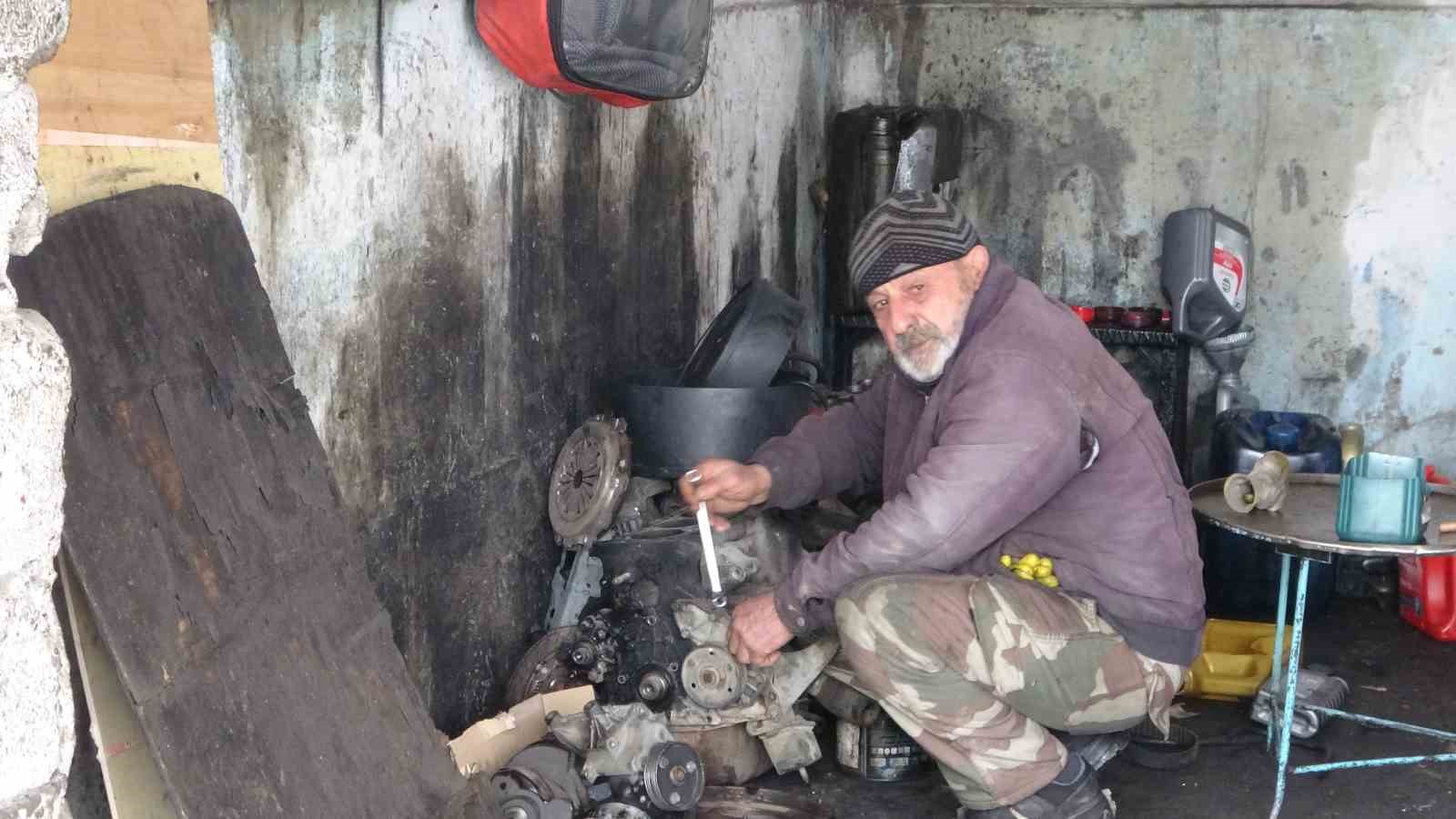 Malatya’da tezgah başında yarım asrı deviren ustalar çırak bulamıyor
