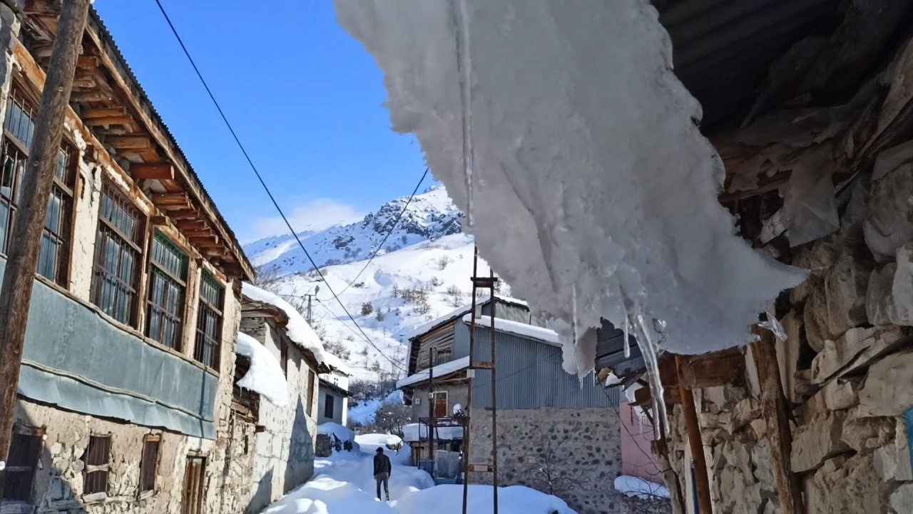 Malatya’da yoğun kar yağışı vatandaşları sevindirdi
