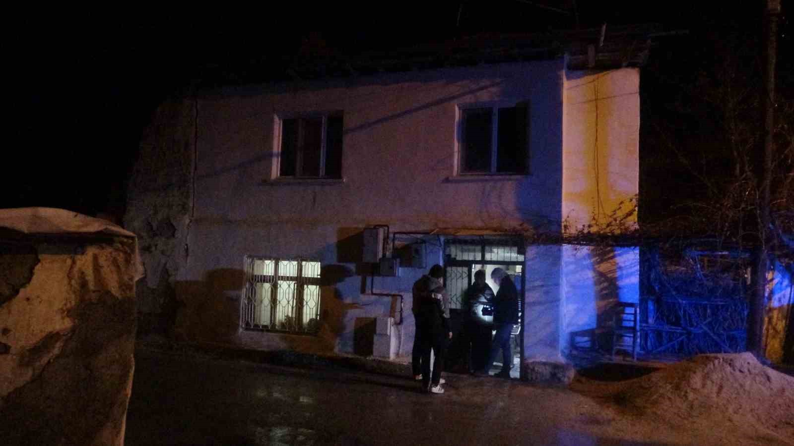 Malatya’da zehirlenme şüphesiyle hastaneye kaldırılan şahıs hayatını kaybetti
