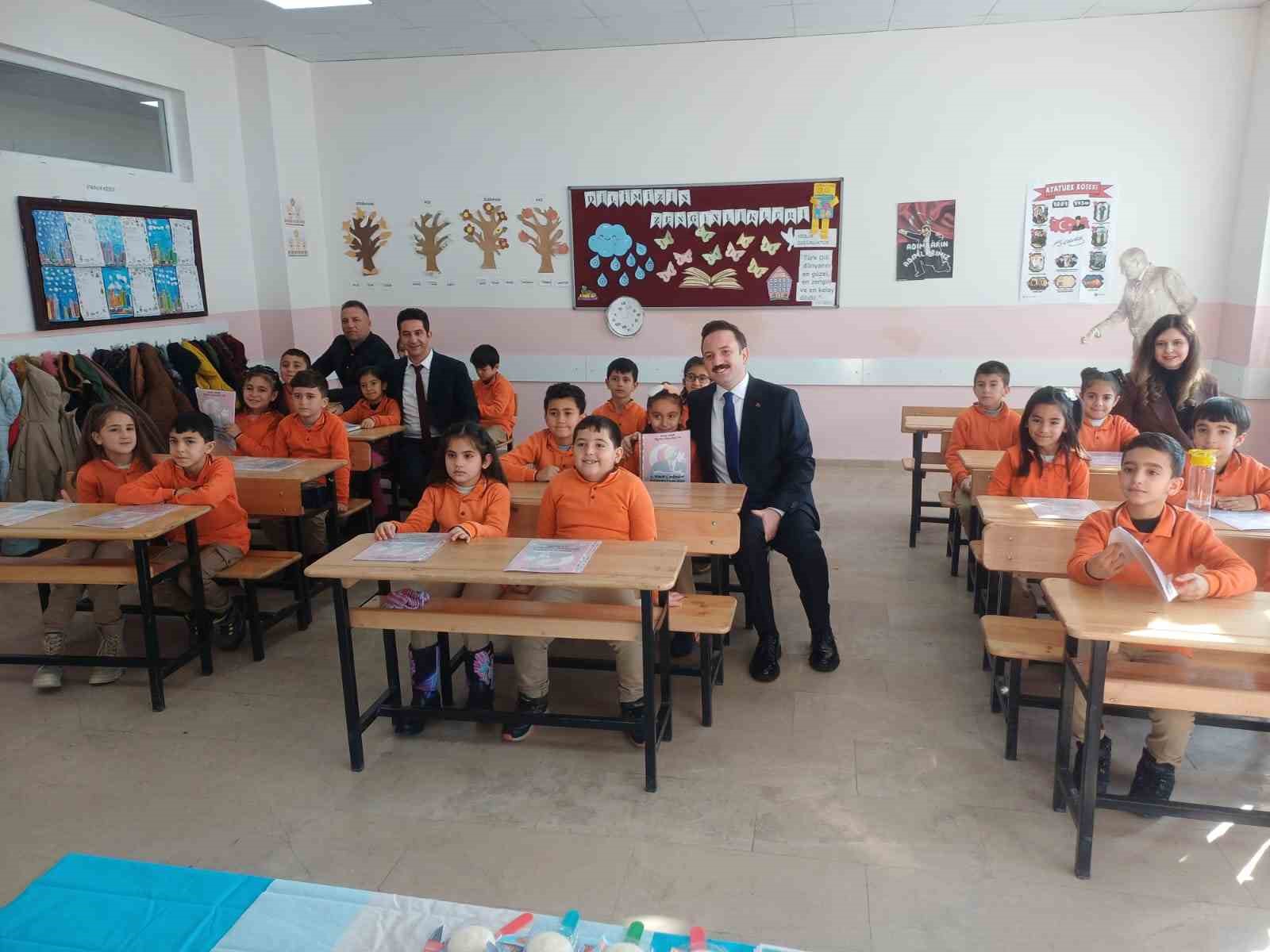 Malazgirt’te 10 bin 200 öğrenci karne sevinci yaşadı
