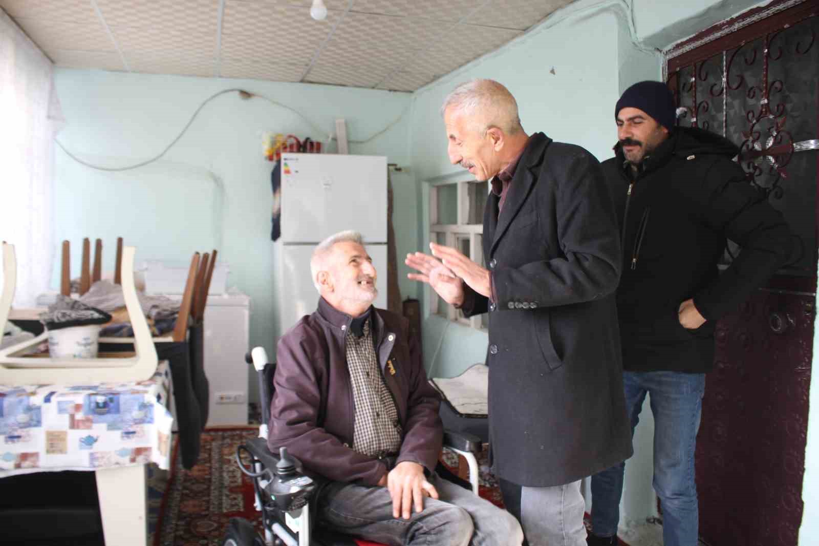 Malazgirt’te engelli bireylerin yüreğini ısıtan destek
