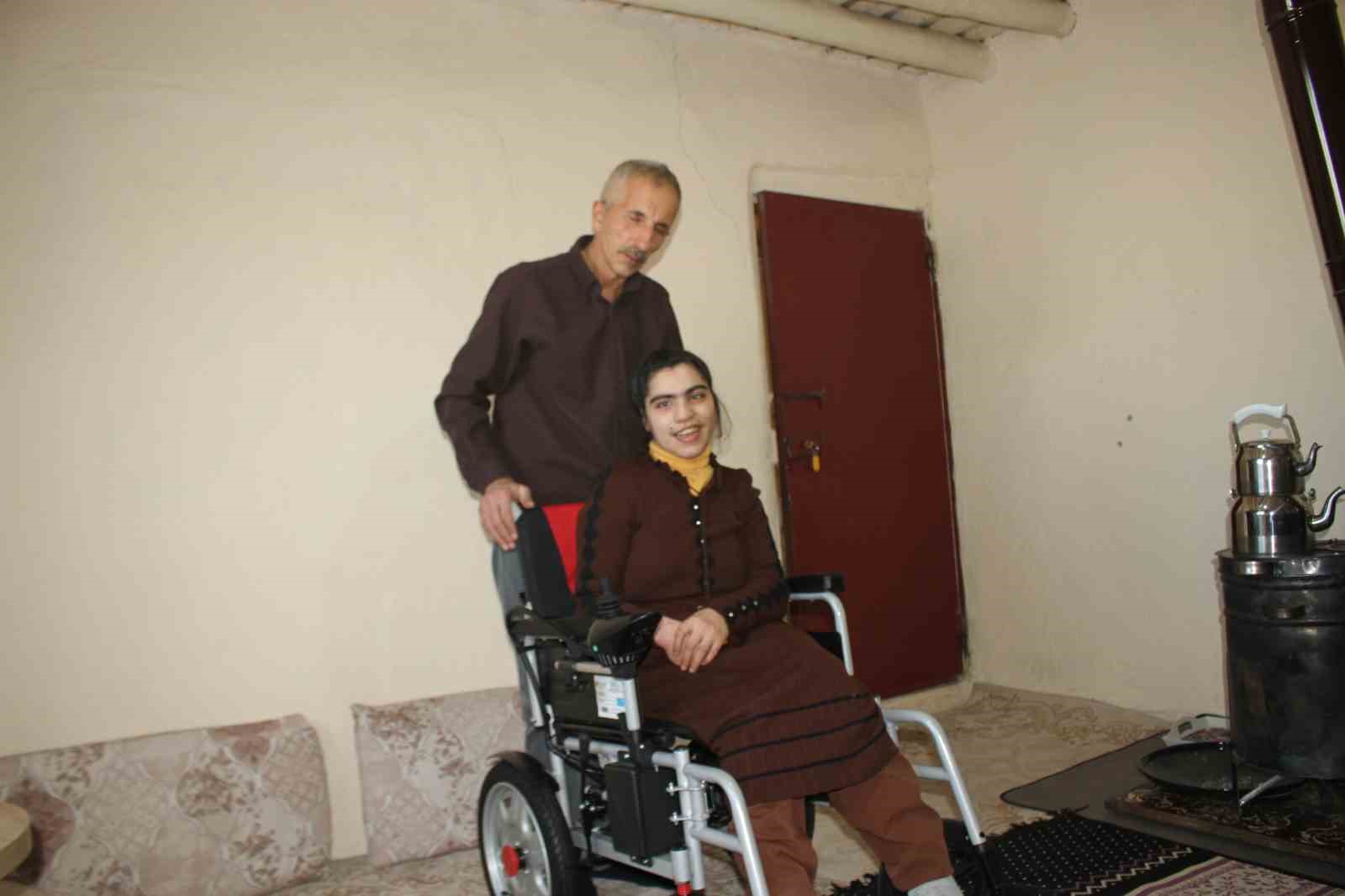 Malazgirt’te engelli bireylerin yüreğini ısıtan destek
