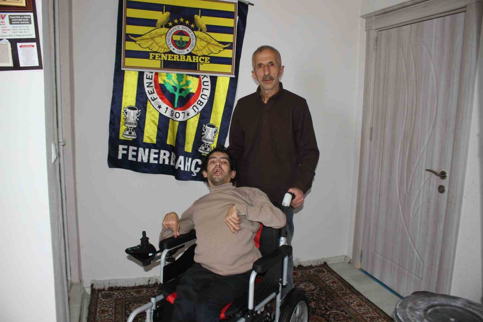 Malazgirt’te engelli bireylerin yüreğini ısıtan destek
