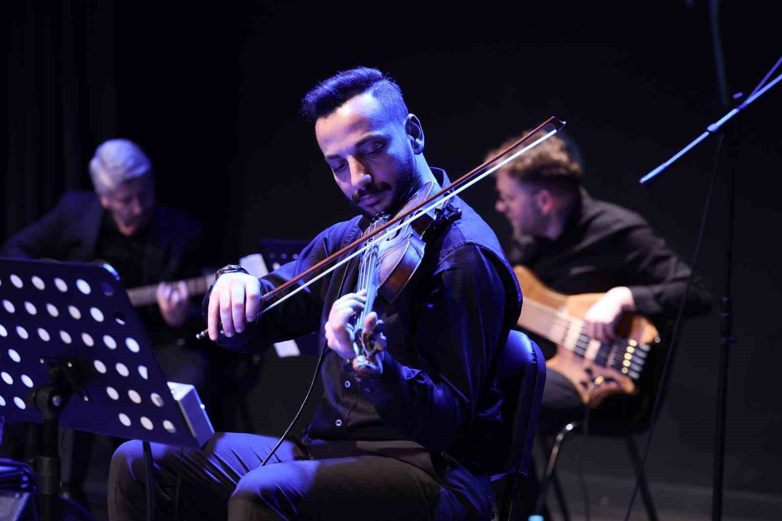 Maltepe’de Sabahattin Ali rüzgârı esti
