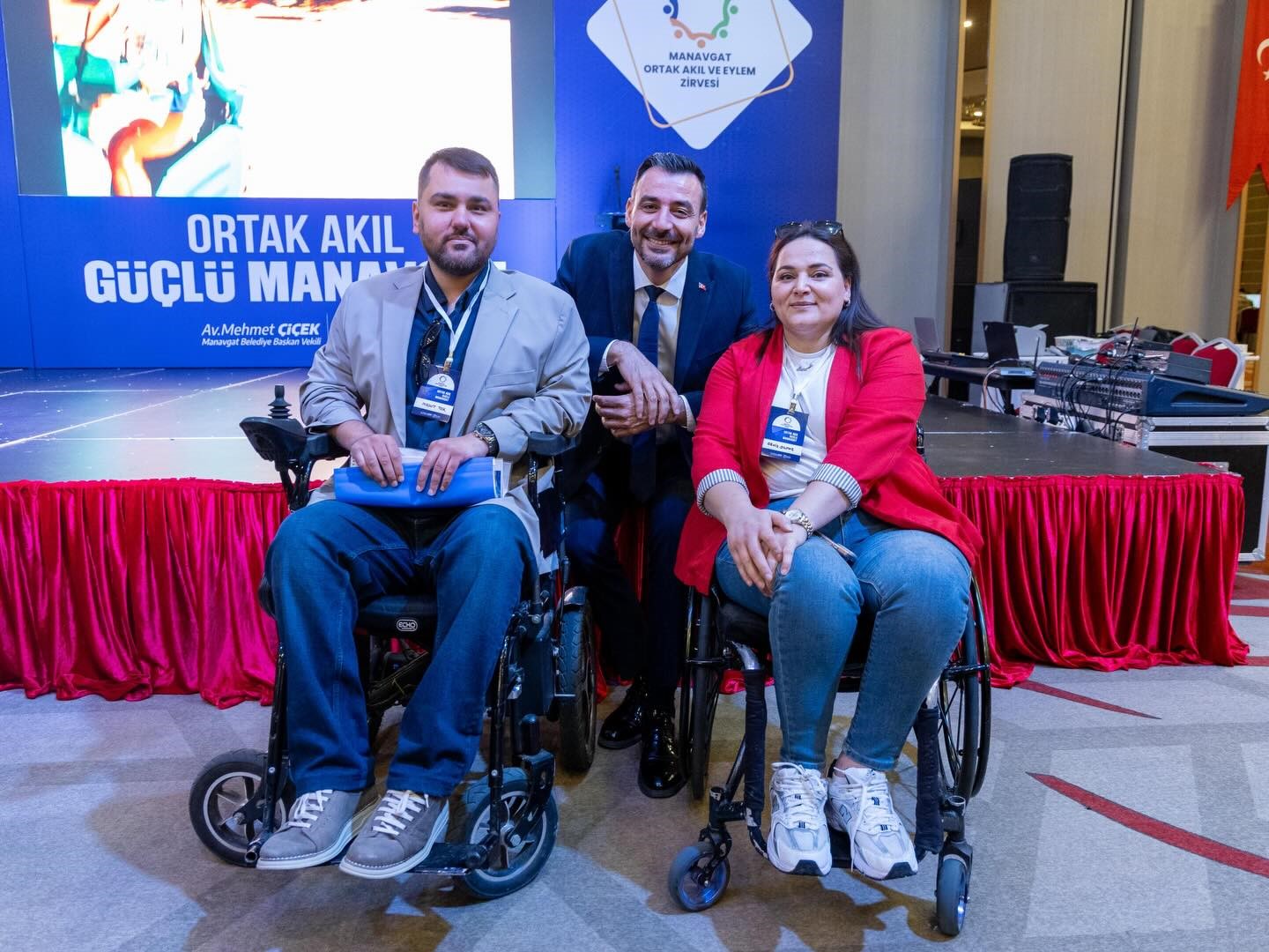 Manavgat 2050 vizyonunu masaya yatırdı
Manavgat 2050 vizyonunu masaya yatırdı