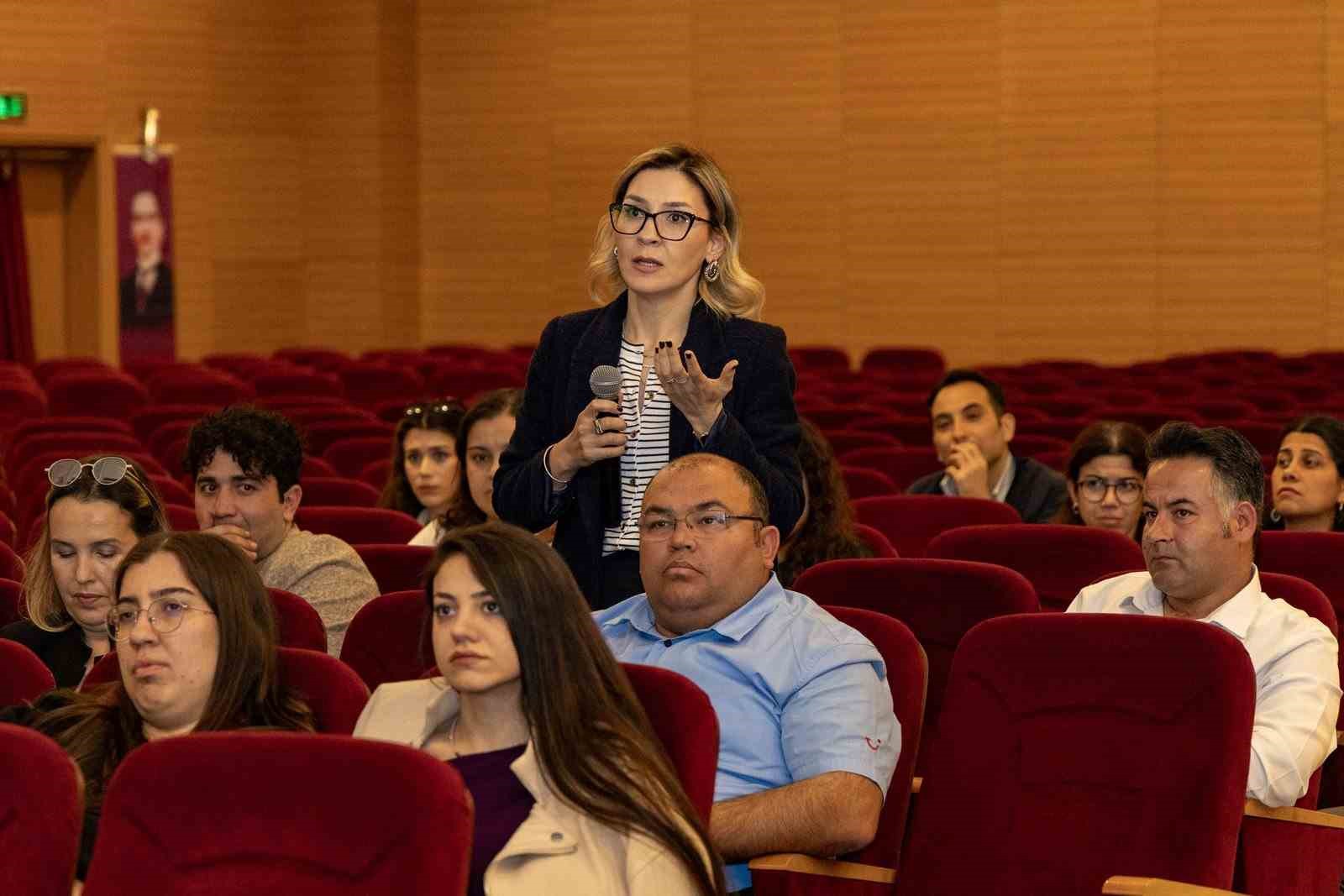Manavgat’ta turizm sezonu öncesi mavi bayrak bilgilendirme toplantısı
