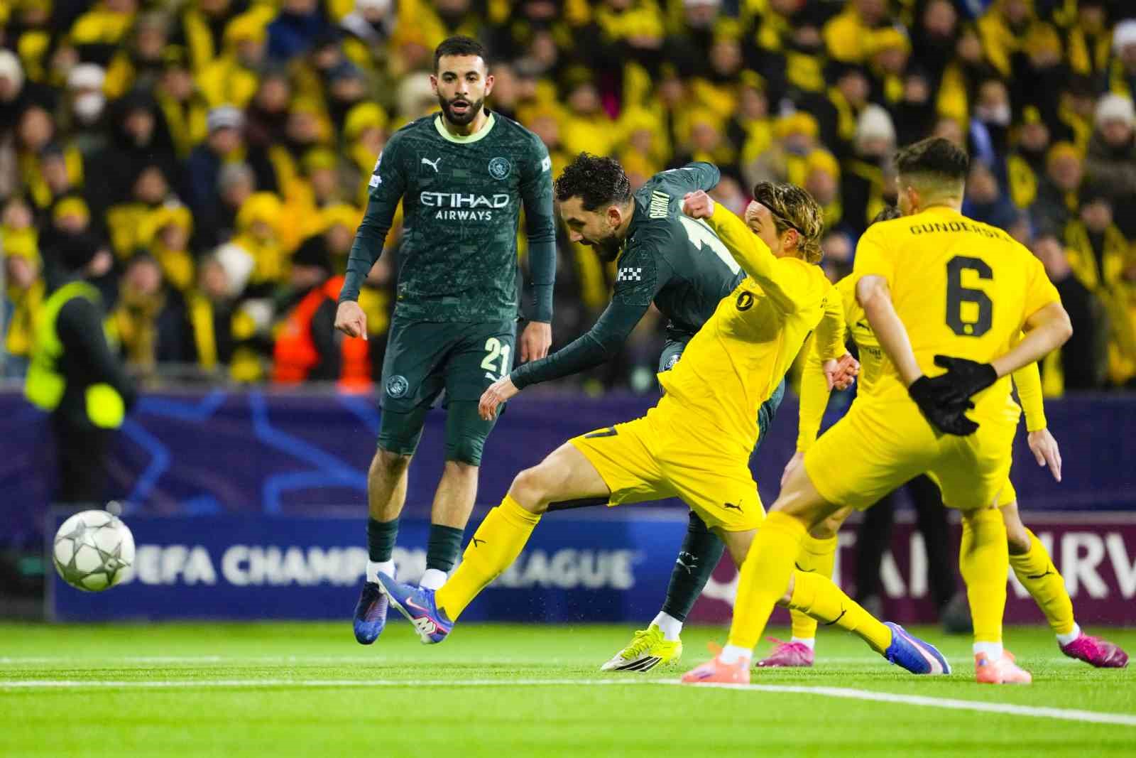 Manchester City, Norveç’te 3 golle mağlup oldu
