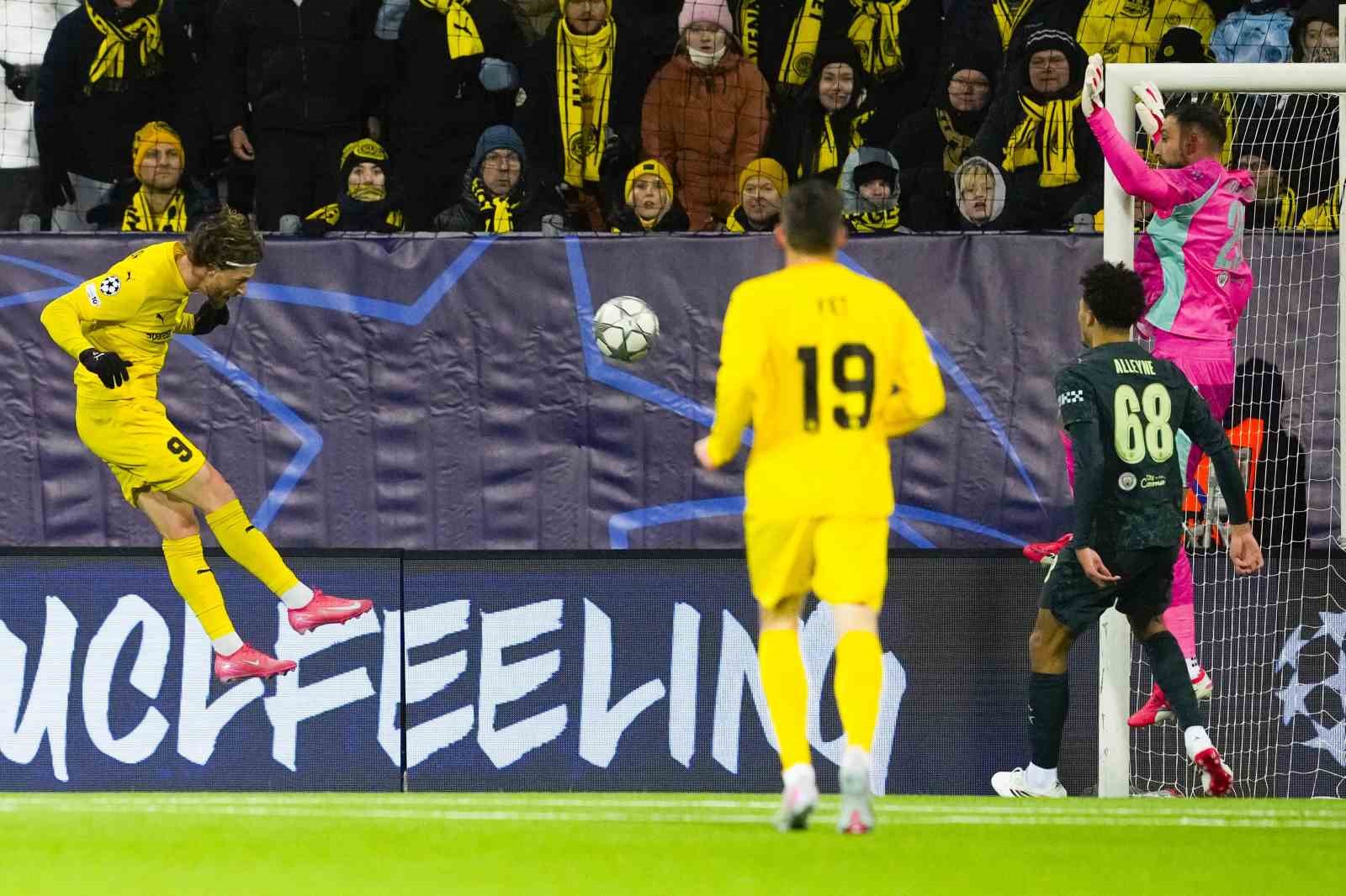 Manchester City, Norveç’te 3 golle mağlup oldu
