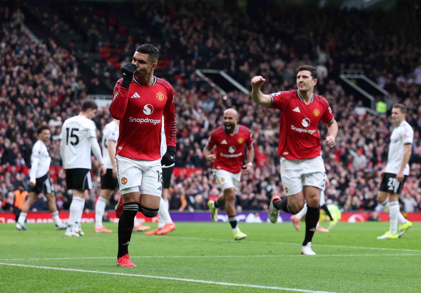 Manchester United, Carrick ile yükselişe geçti
Manchester United, Carrick ile yükselişe geçti