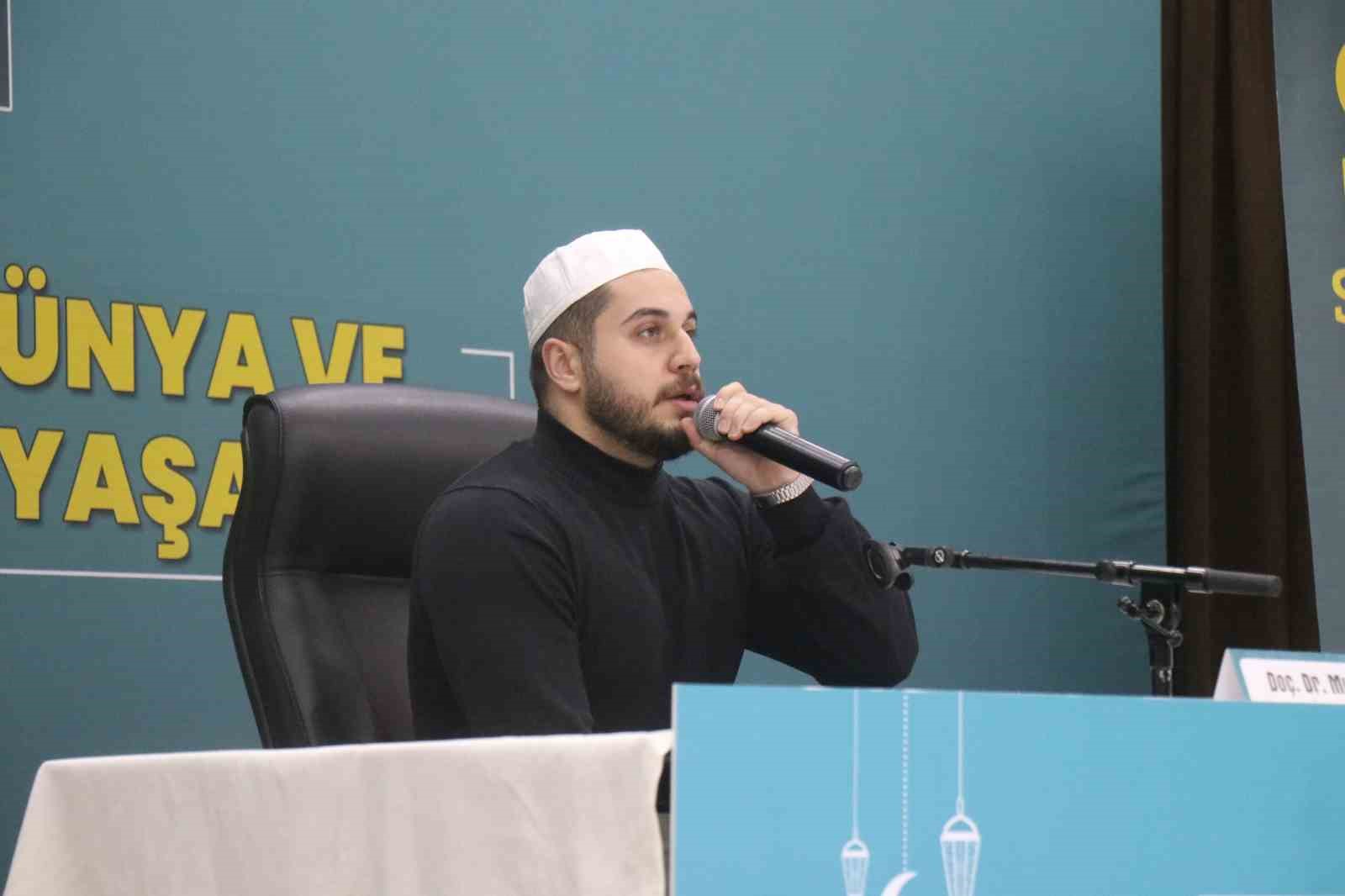 Maneviyat ve bilim aynı kürsüde buluştu
Maneviyat ve bilim aynı kürsüde buluştu