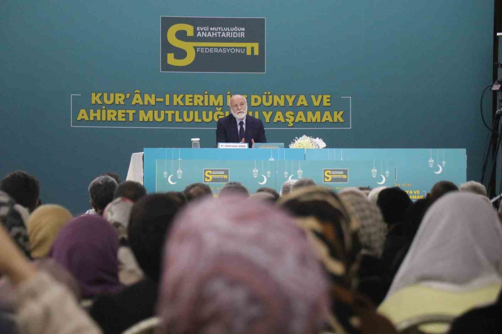 Maneviyat ve bilim aynı kürsüde buluştu
Maneviyat ve bilim aynı kürsüde buluştu