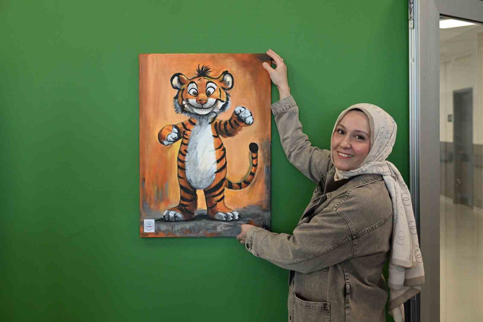 Manisa Büyükşehir Belediyesinden minik hastalara 23 Nisan morali
