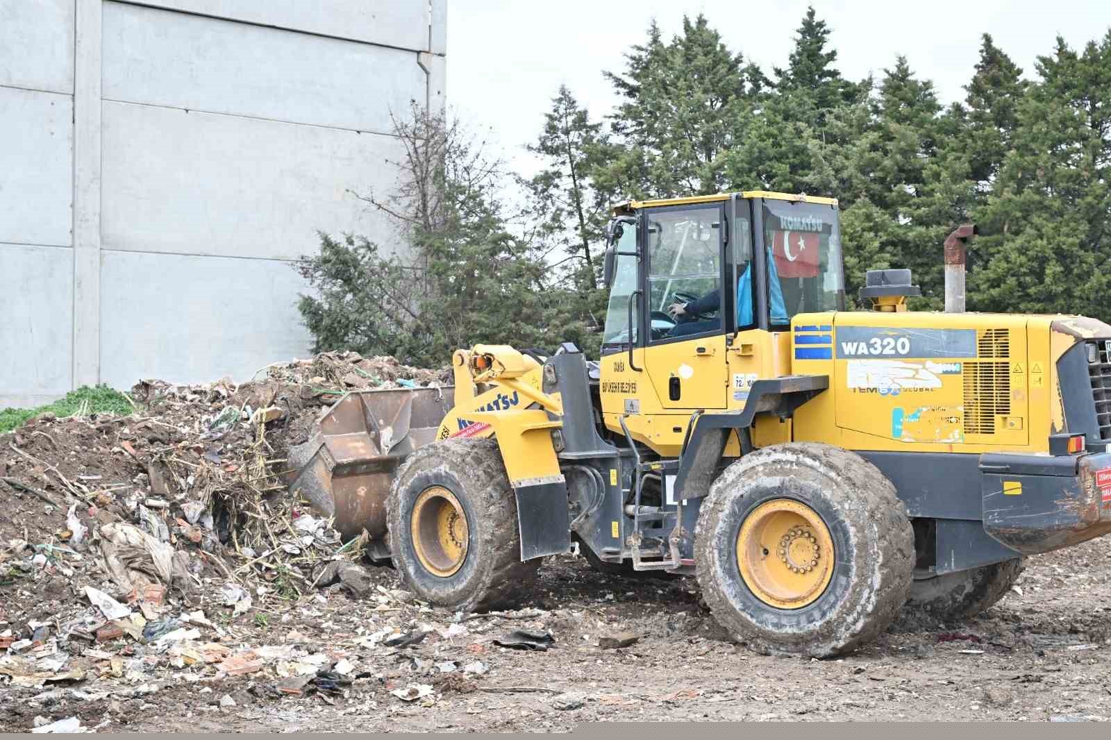 Manisa Büyükşehir’den kaçak atıklara sıfır tolerans
