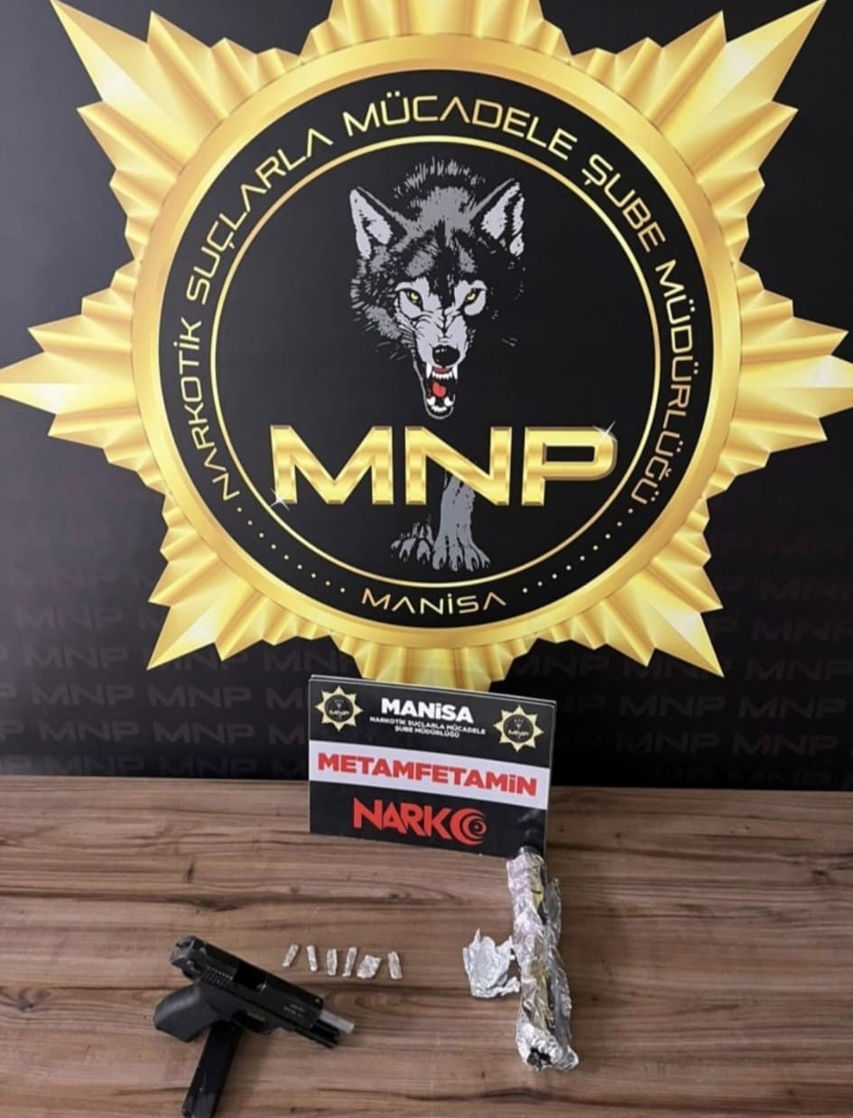 Manisa’da 14 bin 866 adet sentetik hap ele geçirildi
