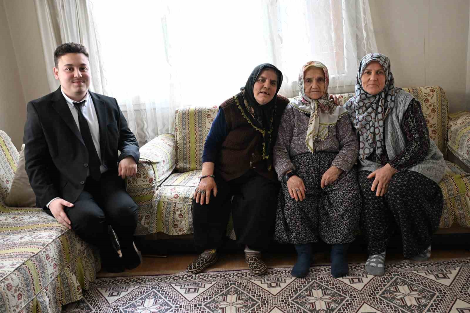 Manisa’da 600 aile takip bilekliğiyle rahat nefes aldı
