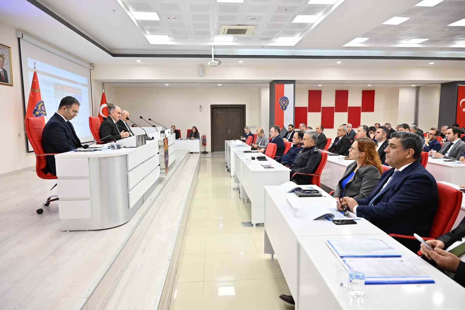 Manisa’da 61 milyar TL’lik 422 kamu yatırım projesi yürütülüyor
