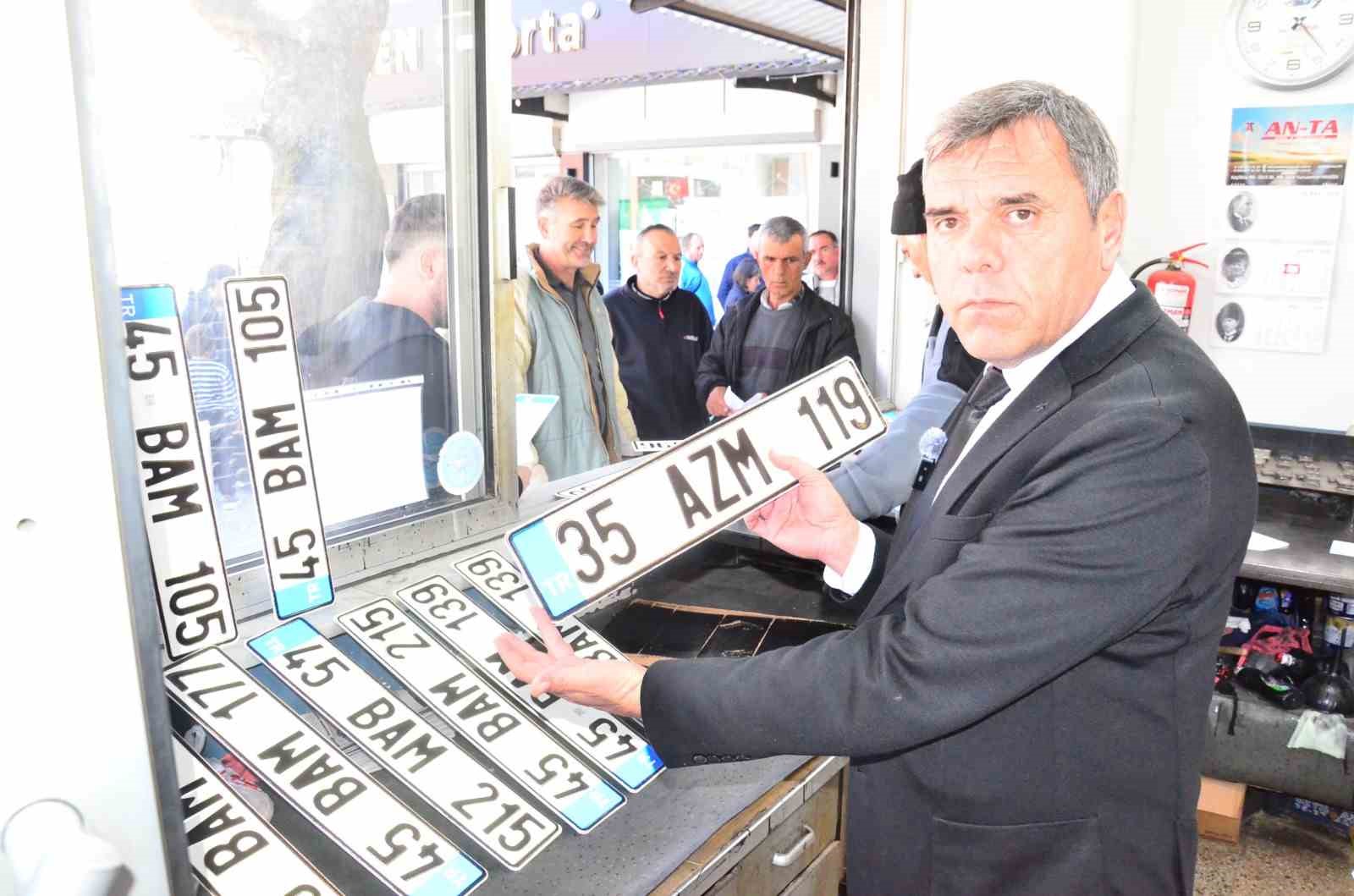 Manisa’da APP plaka yoğunluğu: 2 günde bin plaka değiştirildi
