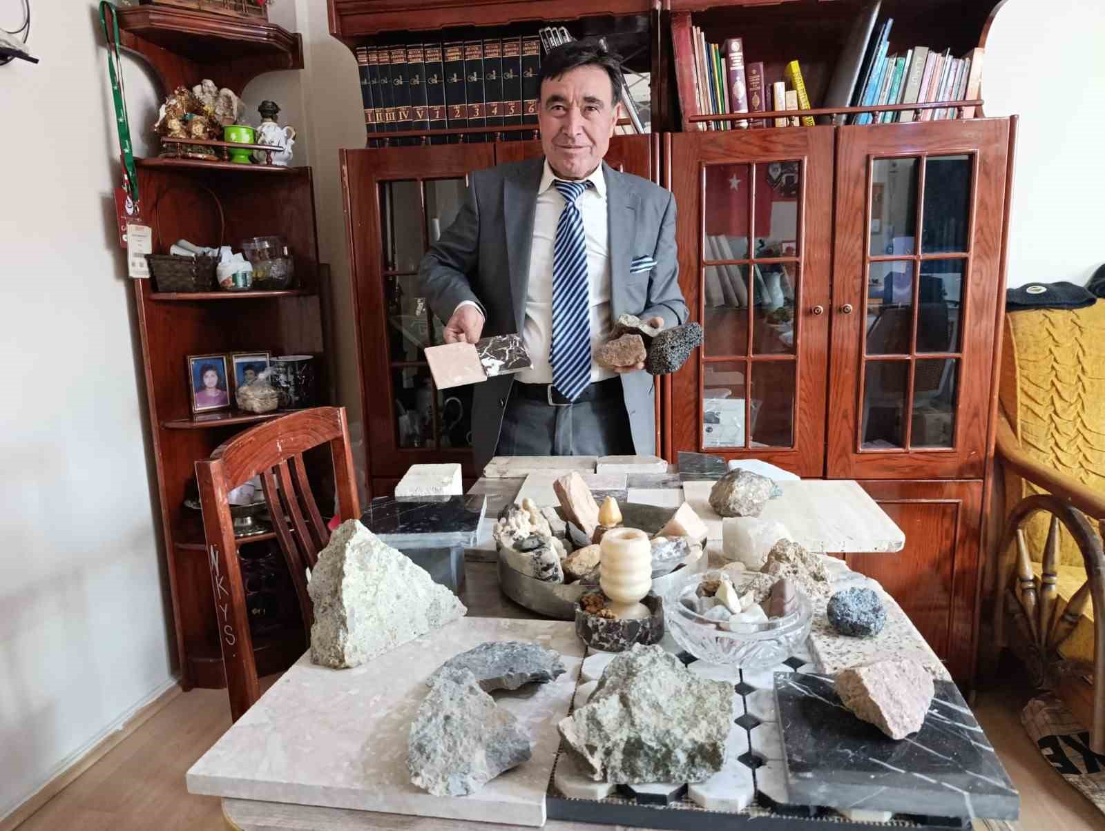 Manisa’da doğaltaş müzesi gibi ev
Manisa’da doğaltaş müzesi gibi ev