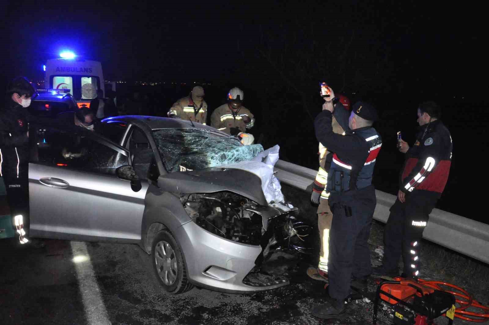 Manisa’da feci kaza: 2 ölü, 5 yaralı
