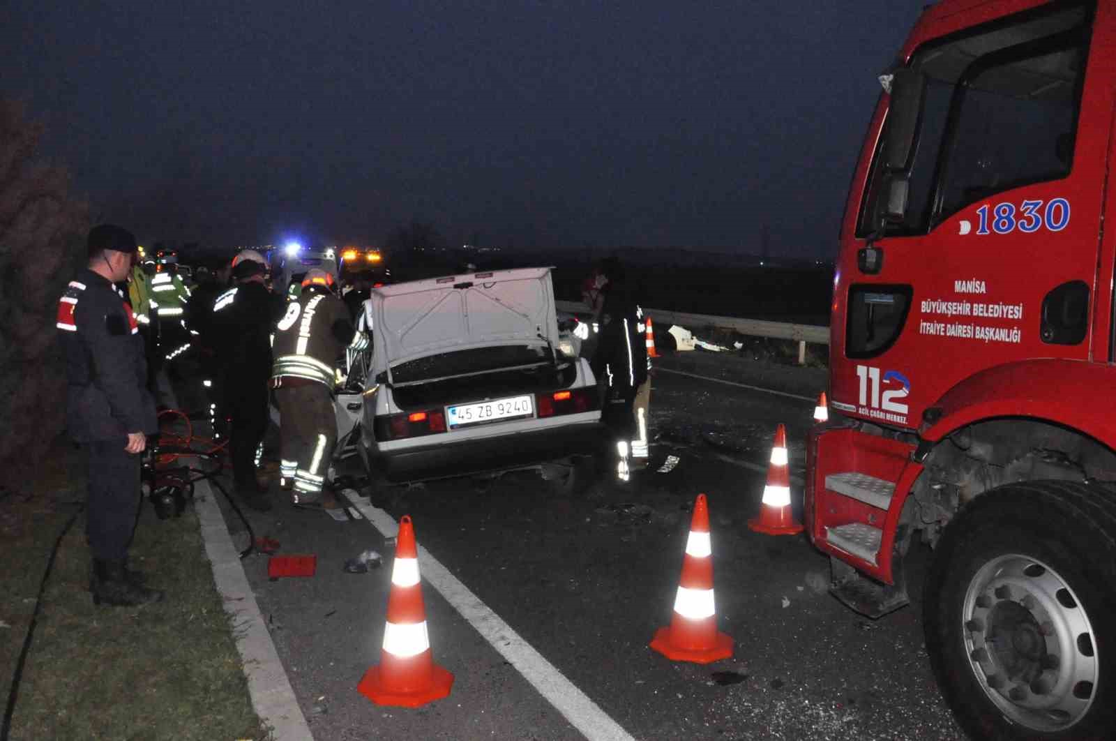 Manisa’da feci kaza: 2 ölü, 5 yaralı

