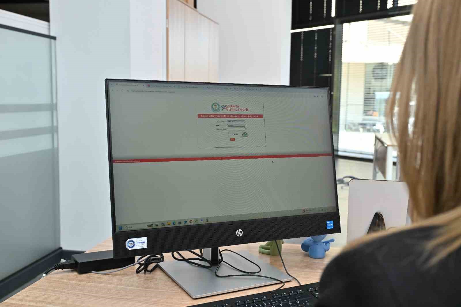 Manisa’da istihdamı güçlendirecek yeni portal hizmete girdi
Manisa’da istihdamı güçlendirecek yeni portal hizmete girdi