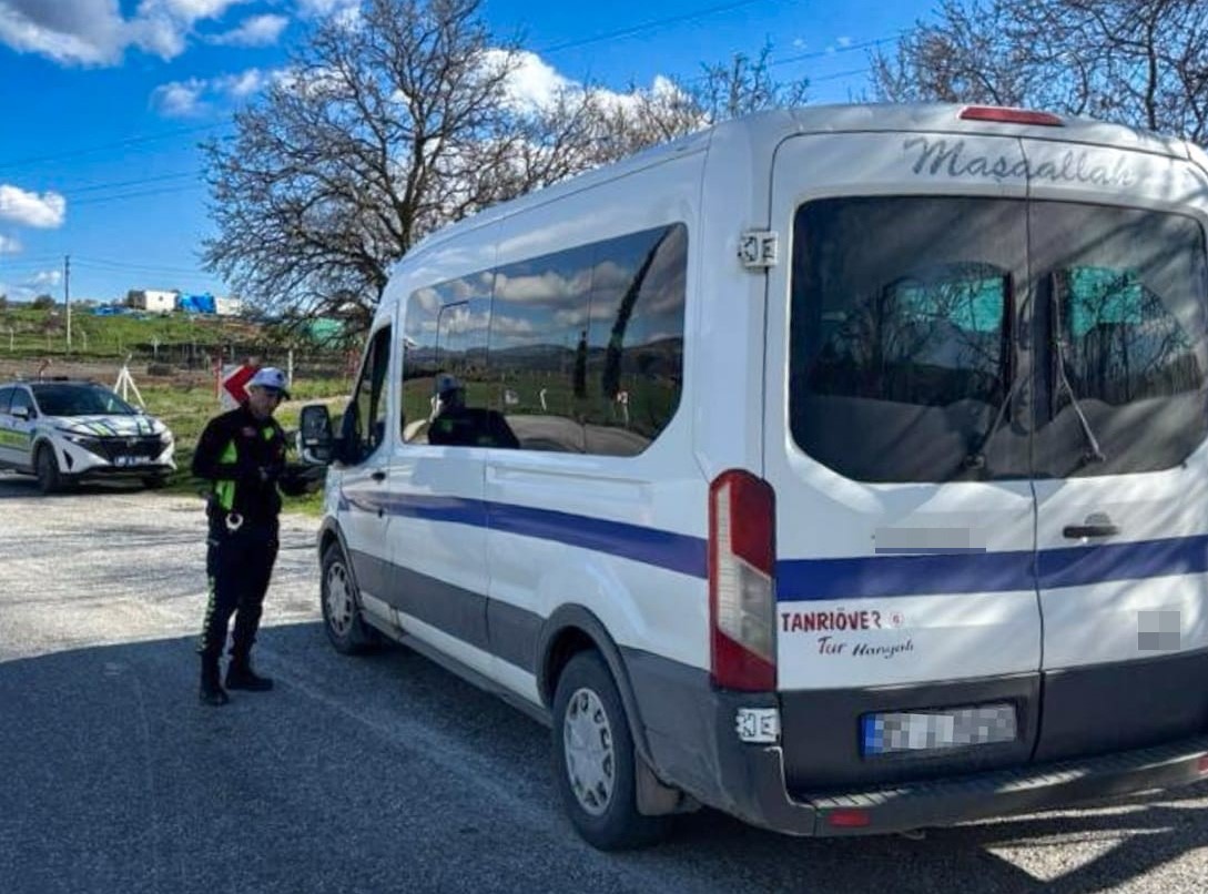 Manisa’da korsan taşımacılığa geçit yok
