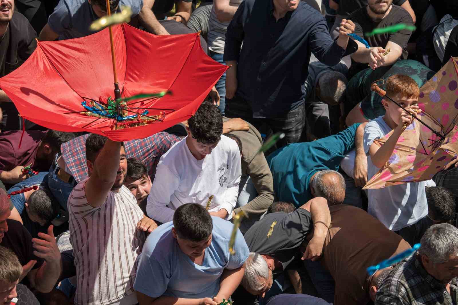 Manisa’da mesir coşkusu
