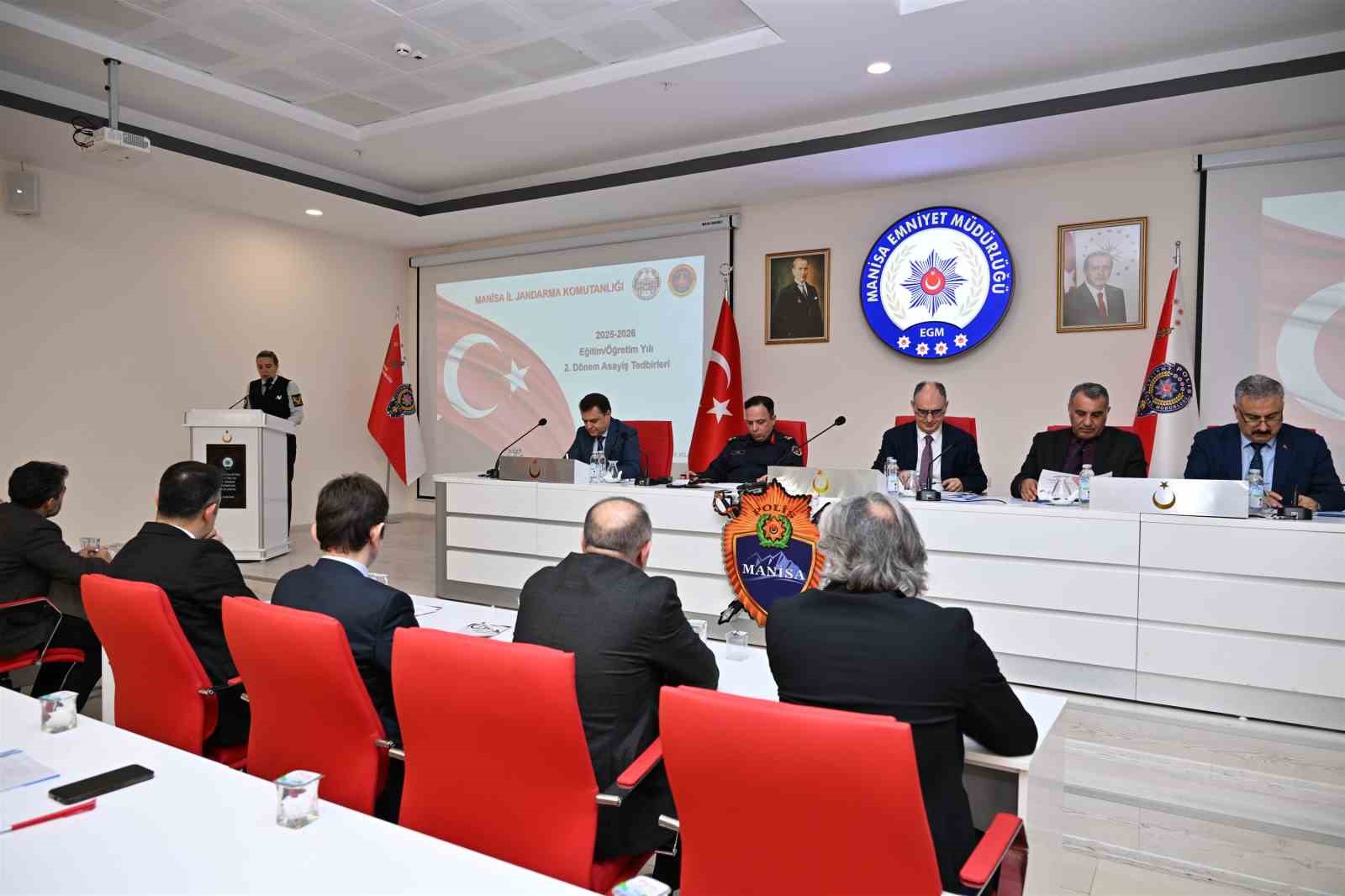 Manisa’da öğrencilerin güvenliği için tedbirler artırılıyor
