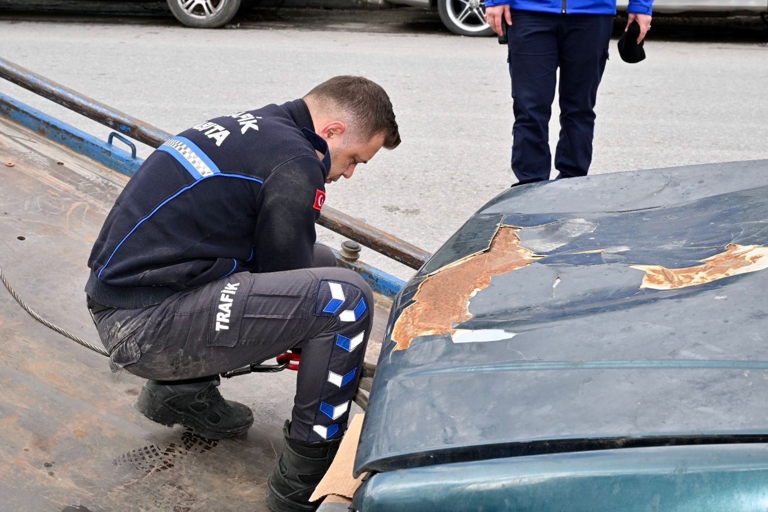 Manisa’da sahipsiz ve hurda araçlar kaldırılıyor
