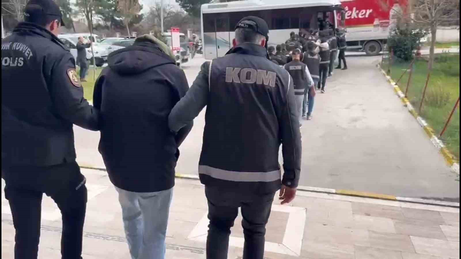 Manisa’da suç örgütüne darbe: 15 şüpheli gözaltında
