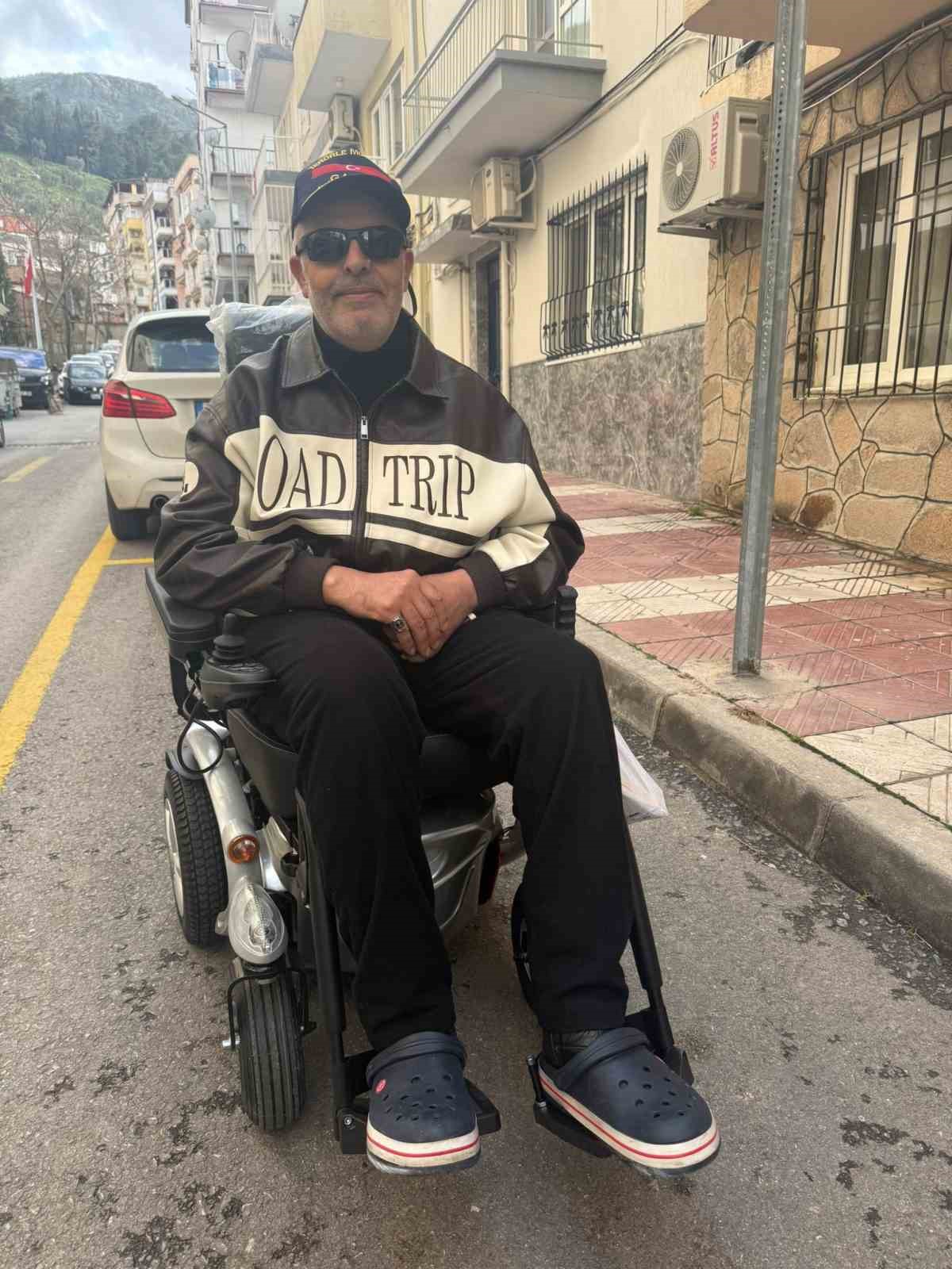 Manisalı gazinin yüzünü güldüren destek
