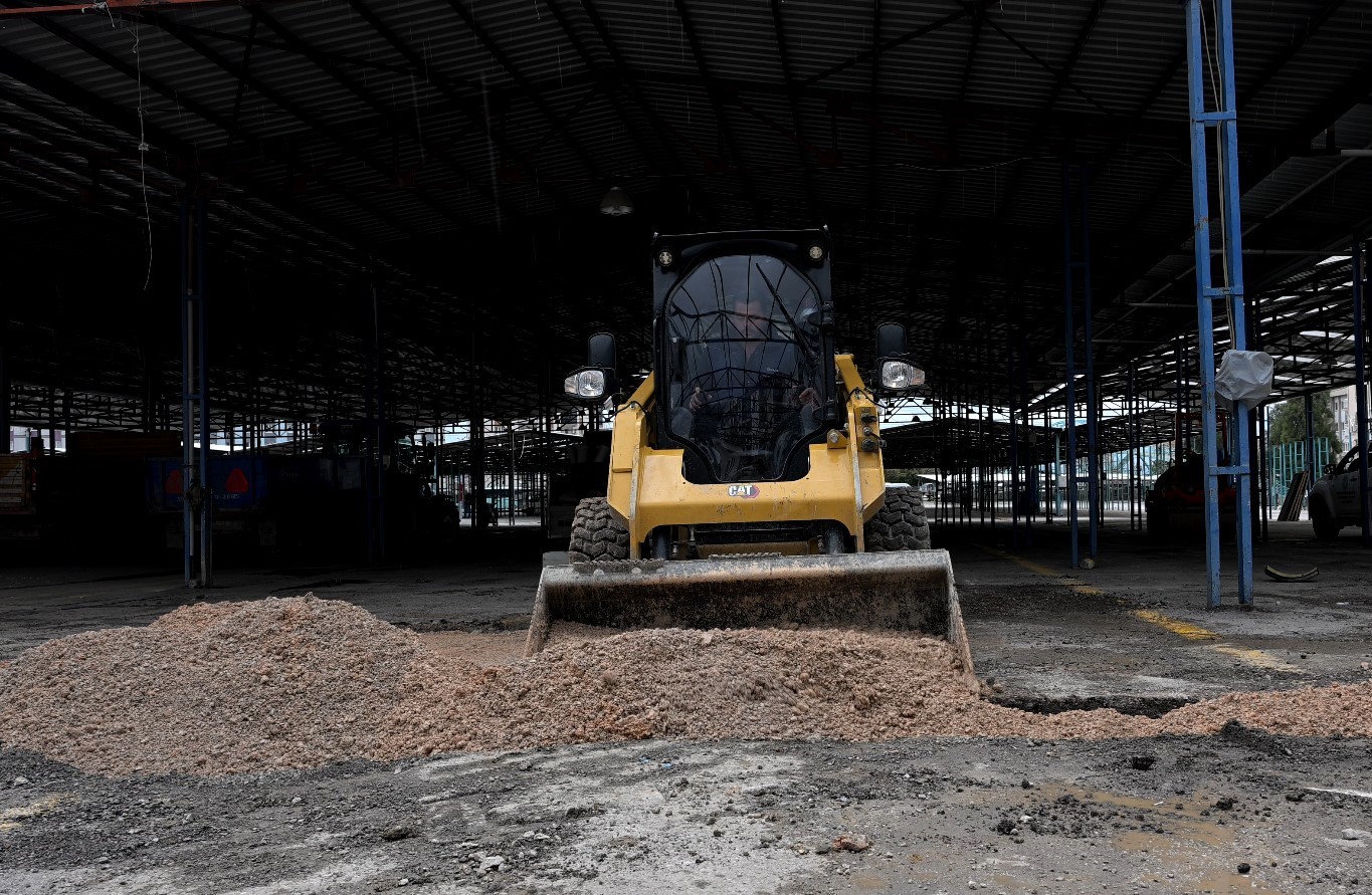 Manisa’nın en büyük pazaryerinin altyapı sorunu çözüme kavuştu
